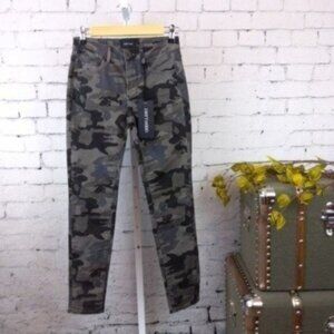 Driftwood Jackie Camo Skinny Ankle Jeans With Stretch Size 24